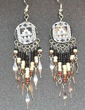 Southwest Design Dangle Earrings Round Shape with Beads in Black and White