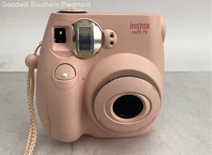 Fujifilm Instax mini 7S Instant Film Camera - Pink - Tested - Picture 1 of 9