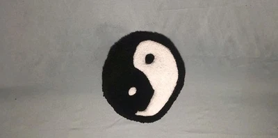 Handmade Tufted Ying Yang Area Rug 11x12 In - Image 1 of 3