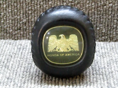 HONDA OF AMERICA ACCORD ACURA INTEGRA GOLDEN BADGE GEAR SHIFT KNOB RARE ITEM OEM - Image 1 of 4