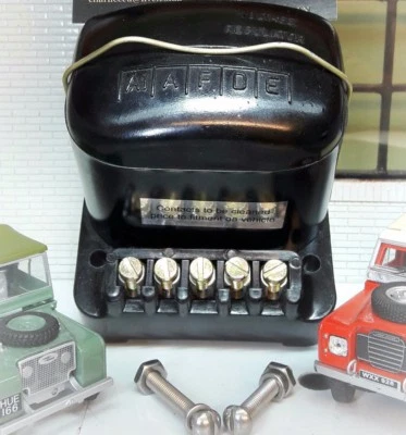 Early Morris Minor VRG352 Triumph Lucas Repro Dynamo Voltage Regulator Box RB106 - Image 1 of 4