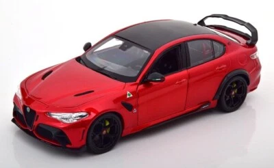 1/18 Alfa Romeo Giulia GTAm 2020 Rosso GTA rojo modelo diecast de Bburago 18-11049 Foto 1 de 4