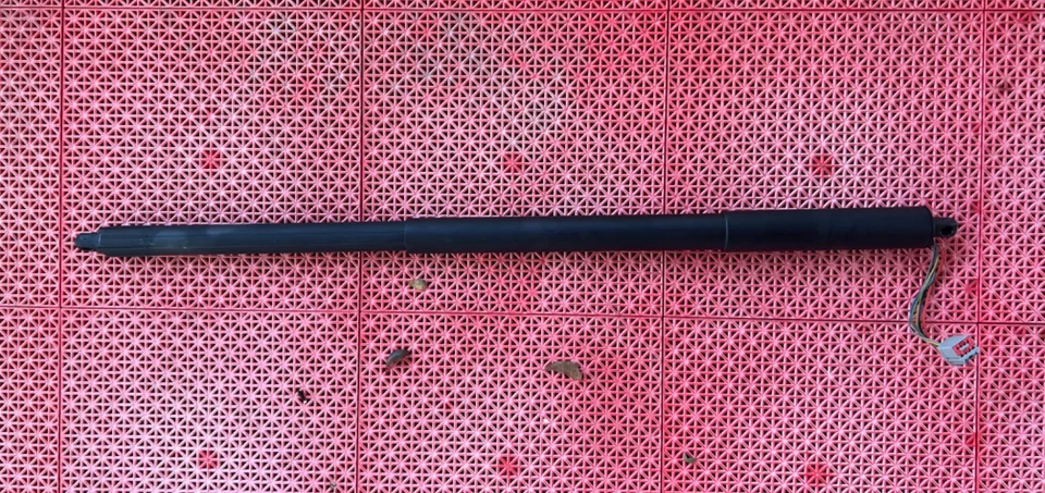 2011-2015 年林肯 MKX 原始设备制造商后舱后升降门支撑支柱 BT4378402A55AJ — 第 1/4 张图片