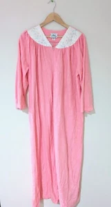 Vintage Velour Robe Womens Large Pink With Flower Embroidery Maxi House Coat - Picture 1 of 7