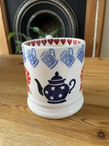 Emma Bridgewater SAMPLE Teapot & Rosette mug, a 40th celebration of the factory. - Picture 1 of 9