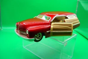 Mattel Hot Wheels Collectibles 1950 Merc Woodie 1:18 Die Cast rot - Bild 1 von 3