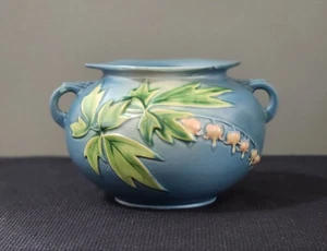1948 Roseville Pottery Bushberry Jardiniere in Blue Glaze 377-4" - Picture 1 of 8