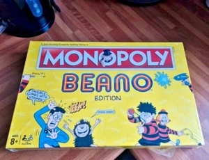 MONOPOLY The Beano Edition Hasbro Gaming 2016 Completo con 6 Fichas Exclusivas - Imagen 1 de 2