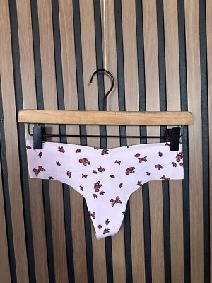 New Victoria's Secret Panties Medium No Show Pink Butterfly Art Thong / String - Image 1 of 4