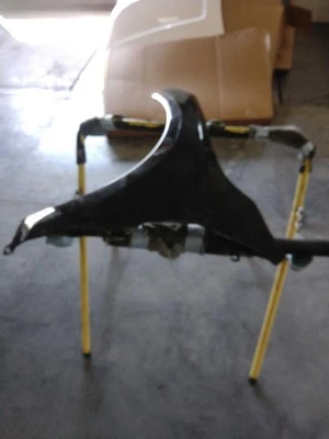 Volvo S60 2015 guardabarros izquierdo negro usado pieza OEM 23347 141 k millas Foto 1 de 4