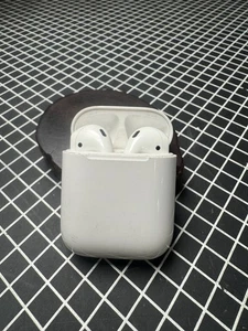Apple AirPods 1st Gen with Charging Case A1523 A1602 - Picture 1 of 10