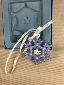 Wedgwood blaue Schneeflocke Porzellan Ornament Weihnachten Urlaub Baumeln Mitte schön - Bild 1 von 1