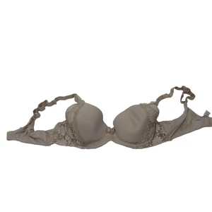 Sujetador Marks & Spencer para mujer 34B beige encaje con aros acolchado leonado floral todos los días - Imagen 1 de 7