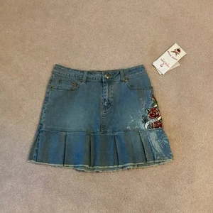NWT GUESS DENIM SKIRT, GIRLS 12, 5 POCKET, PLEATED NEAR HEM, FLORAL AND BIRD - Picture 1 of 3