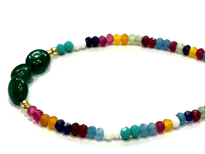 Pulsera de piedras preciosas multifacéticas con piedra ovalada esmeralda de berilo de 8x10 mm Foto 1 de 4