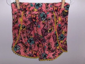 floral printed shorts  -  4 - Picture 1 of 3
