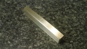 Tuerca de latón mecanizada One en blanco. 1,833" (46,55 mm) de ancho - Imagen 1 de 3