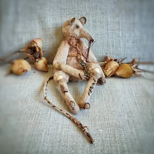 Gruselige Ratte. Sammler Gruselpuppe Ratte beige. Gothic Ratte Figur. - Bild 1 von 10