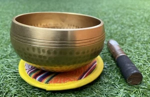 Singing Bowl-12 cm-Chakra Healing Tool- Authentic-Free Postage - Imagen 1 de 10