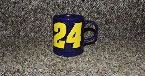 Vintage NASCAR Jeff Gordon DuPont #24 Signature Coffee Mug Cup Cover