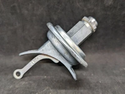 NORS 1954 1955 1956 BUICK 8 CYLINDER DISTRIBUTOR VACUUM ADVANCE 1116090 - Image 1 of 4