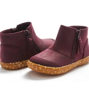 LIVIE AND LUCA Rook Ankle Boot In Red/Cherry Waterproof Size 8 Casual - Picture 1 of 8