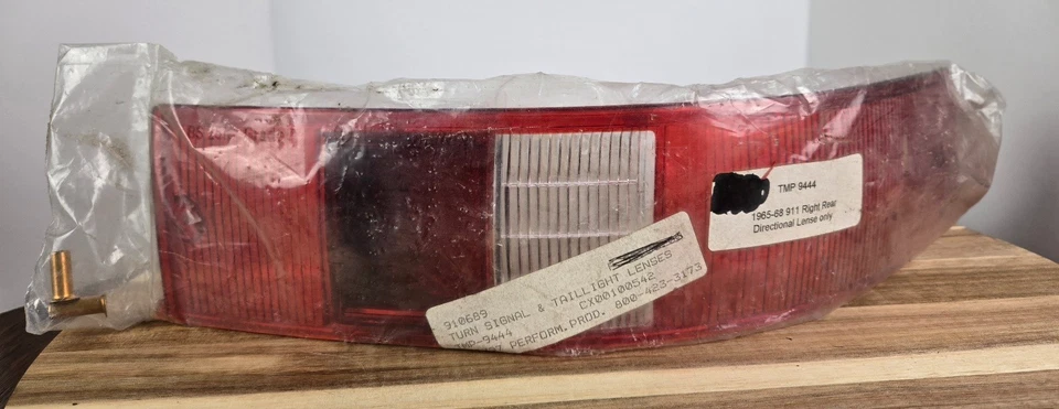 Porsche SWB 911/912 1965-68 lente trasera derecha ámbar TMP 9444 Foto 1 de 4