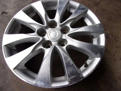 Rueda Buick Lacrosse 2014-2016 17 x 7 5 tacos 120 mm 10 radios OEM Foto 1 de 4