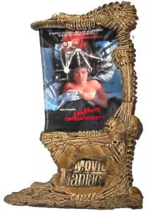 1998 McFarlane Movie Maniacs NIGHTMARE on ELM Street POSTER STAND Freddy Krueger - Foto 1 di 2