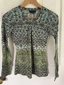 Athleta Top Women's Green Pattern Long Sleeve Shirt Ladies size XXS Light - Picture 1 of 5