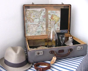 Stilvoll gestalteter Reise-Picknick-Koffer mit Accessoires 20er Jahre UNIKAT - Bild 1 von 11
