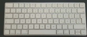 APPLE MAGIC KEYBOARD SILBER - QUERTZ Tastatur kabellos - Bild 1 von 5