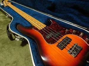 Fender American DELUXE Precision Bass Safe Packing! - Foto 1 di 9