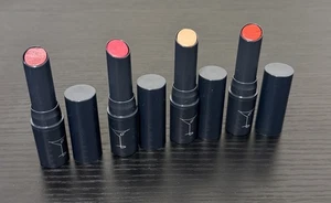 4 nuovi rossetti glamour, flirtini, rosa solletico, vampiro full size 2,5 g / 0,09 oz - Foto 1 di 12