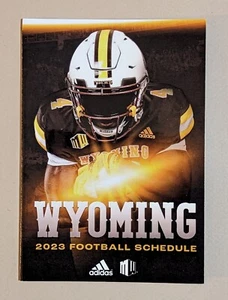 2023 Wyoming Cowboys College Football Taschenplan NCAA 5 Zoll x 3,5 Zoll 🙂 🙂 - Bild 1 von 2