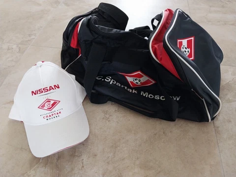 FC Spartak Moscow soccer cap hat (new) and a sport bag (used) Cover