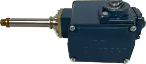 AMOT steuert Druckschalter 4140AR1H11CA3-EE 66-87 Grad Celsius - Bild 1 von 4