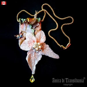 Art Deco Nouveau Jewelry Necklace Pendant Leaf Flower Nature Snail Crystal Charm - Picture 1 of 24