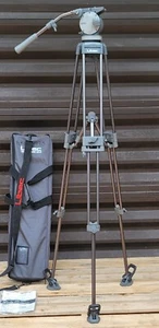 Libec T98 Carbon Fibre Tripod, W/ Libec H70 Head & SC-9 Soft Case FREE SHIPPING - Picture 1 of 9