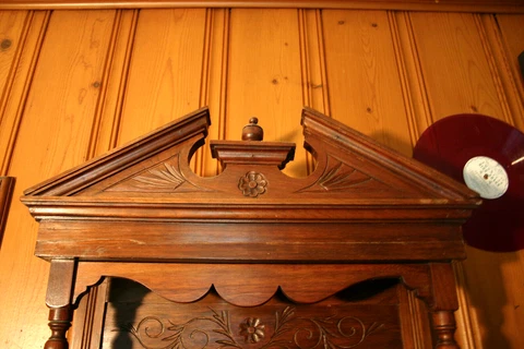 Walnut Dresser - Burled Wood / Beveled Mirror Top Carved Veneered Lathed Vintage Cover