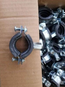 Flamco BSI Ruber lined Clip 26-30mm - Picture 1 of 4