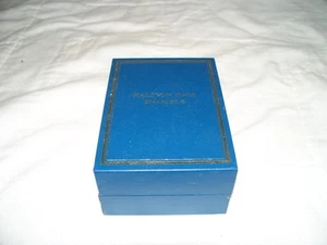 Caja de baratijas Halcyon Days esmaltada La regla de oro "Haz a los demás" Y2K Mary Kay - Imagen 1 de 3