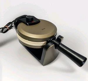 Gofrera belga Oster abatible CKSTWFBF10WM-ECO giratoria antiadherente ajustable - Imagen 1 de 8