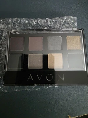 Avon 8in1 Eyeshadow Rock And Stone - Image 1 of 3