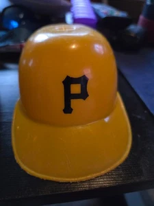 Pittsburgh Pirates Yellow Ice Cream Helmet - Bild 1 von 1
