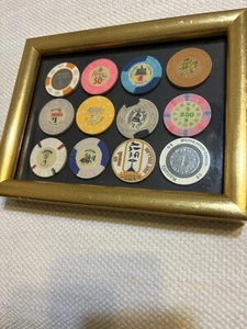 12 CASINO CHIPS ON WALL DISPLAY PICTURE FRAMED CAESARS + HORSESHOE CLUB PLUS - Picture 1 of 5
