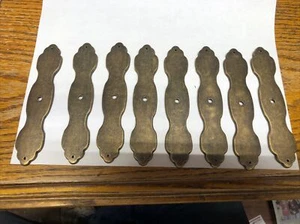 Schönes Set mit 8 Messing Patina Schranktür Schublade Ziehgriff Rückplatten - Bild 1 von 5