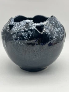 Vintage VAN BRIGGLE Philodendron Blatt Vase/Schale blau/schwarz Kunstkeramik signiert - Bild 1 von 9