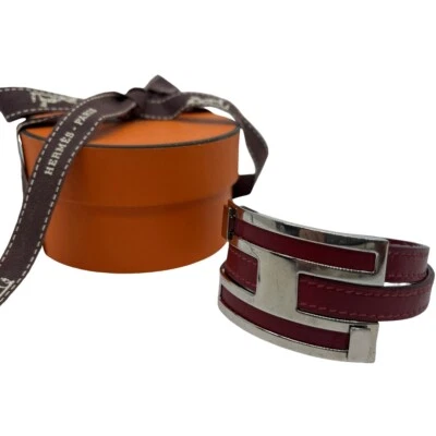 Auténtico brazalete HERMES Pusspus Squere In I cuero rojo #36636328 Foto 1 de 4