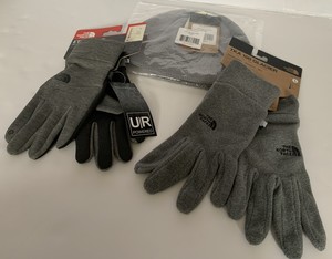 The North Face Size L Gray Gloves 